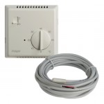 Термостат HAGER цифровий з ручним вимикачем і датчиком IP65 (для теплих підлог) 10A 1н.в. 230В EK005