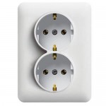 Розетка HAGER LUMINA подвійна із заземленням 16А/250В IP20 біла