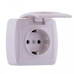 Розетка зовнішня LEZARD Demet 711-0200-123 з заземлюючим контактом і кришкою біла