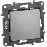 Вимикач-перемикач LEGRAND Etika 1-клавішний 10АХ/250В алюміній