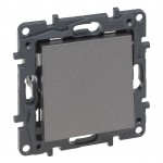 Выключатель перекрестный LEGRAND Niloé Step 1-клавишный (сх.7) 10А сталь