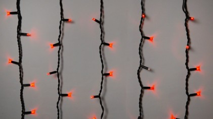 Гирлянда внешняя DELUX ICICLE 108LED 2x1m 27 flash красный/черный IP44 EN