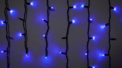 Гирлянда внешняя DELUX ICICLE 75LED 2x0.7m 18 flash синий/черный IP44 EN