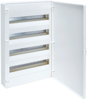 Щит накладной HAGER GOLF VS418PD 4 ряда 72 мод. белая дверь