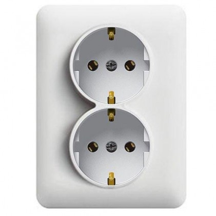 Розетка HAGER LUMINA двойная с заземлением 16А/250В IP20 белая