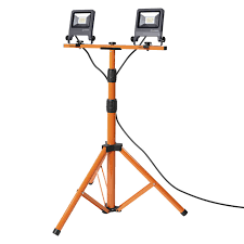 Прожектор OSRAM LEDVANCE WORKLIGHT 1х20W 840 TRIPOD IP65 темно-сірий світлодіодний