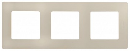 Рамка LEGRAND Etika 3 пости слонова кістка