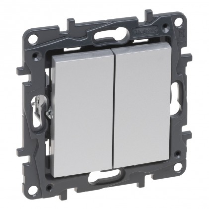 Вимикач прохідний LEGRAND Niloé Step 2-клавішний (сх.6+6) 10А алюміній