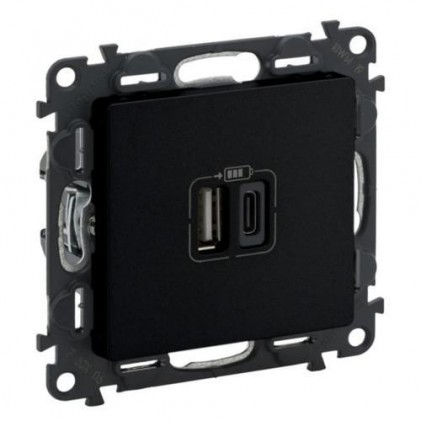 Розетка LEGRAND Valena life с двумя USB-разъемами тип А+С 240В/5В 3000мА черный матовый