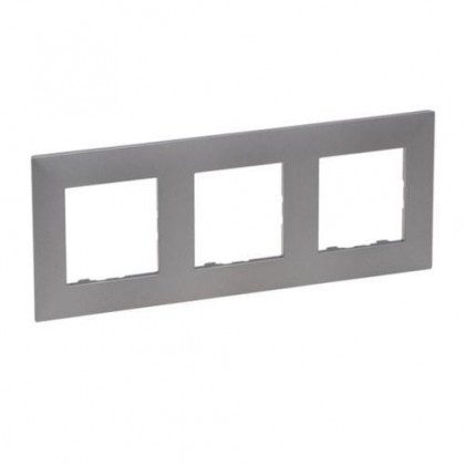 Рамка 3-м LEGRAND Niloé Step сталь