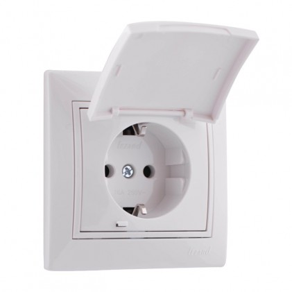 Розетка LEZARD Mira 701-0202-123В с заземл. контактом с крышкой белая