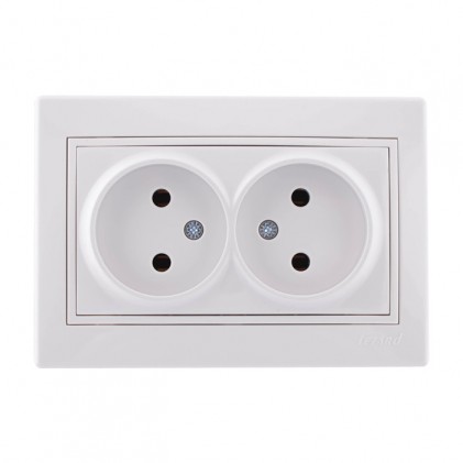 Розетка LEZARD Mira 701-0202-128В двойная без заземляющего контакта белая