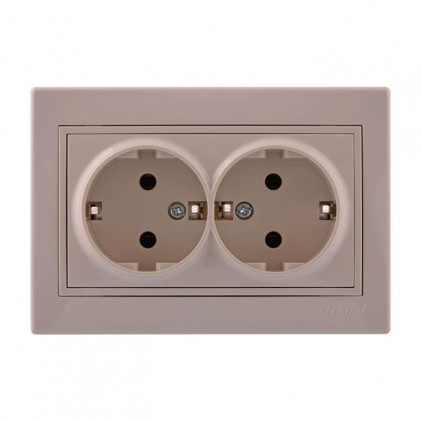 Розетка LEZARD Mira 701-0303-127В двойная с заземляющим контактом крем