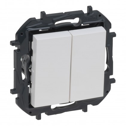 Вимикач прохідний LEGRAND Niloé Step 2-клавішний (сх.6+6) 10А білий